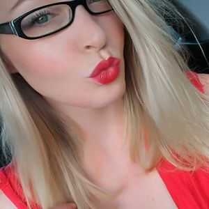 Meet your Posher, Lindsey